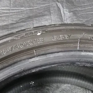 225/40R18 Bridgestone Potenza S001 Run-Flats - Image 4