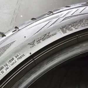 225/40R18 Bridgestone Potenza S001 Run-Flats - Image 7
