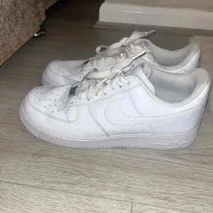 Men’s air force one size UK8 - Image 3