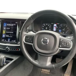 2021 Volvo V60 2.0L Petrol Hybrid Estate - Image 3