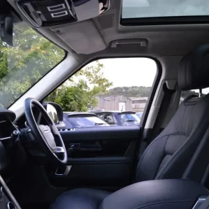 2021 Land Rover Range Rover P400e 13.1kWh Plug-in Hybrid SUV - Image 5