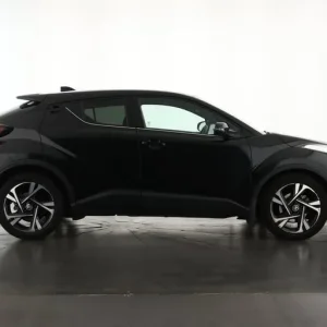 2022 Toyota C-HR Hybrid SUV - Image 4