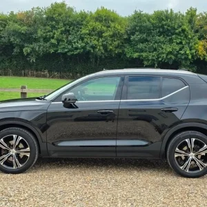 Volvo XC40 D4 Inscription Pro AWD - Image 2