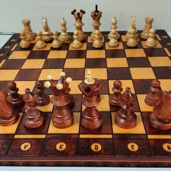 CHESS SET AMBASSADOR LUXURY WOOD CABINET BOXED SET