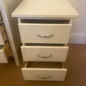 Cream Solid Wooden Bedside Drawer -3 Draws - Image 2