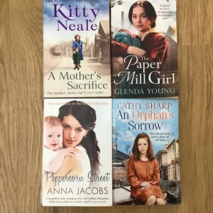📚5 Paper Back Books 📚 - Image 2