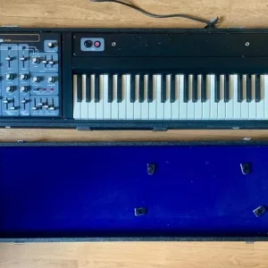 Roland SH-3A Vintage Analogue Synthesizer - Image 4