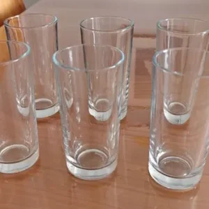 18 Glasses - Image 2