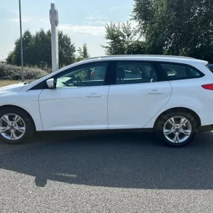 2013 Ford Focus 1.6 Zetec Estate 5-door Petrol Automatic - Image 6