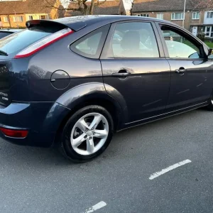 Ford Focus 1.8 TDCi 5dr Grey - Image 5