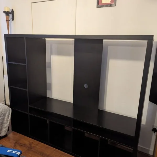 Black entertainment centre/TV cabinet