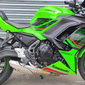 2024 Kawasaki Ninja 650 in KRT Green - Image 5