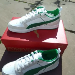 Puma Dribble Trainers Size 8 - Image 2