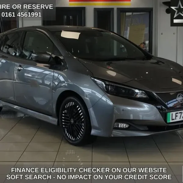 2022 Nissan Leaf 39kWh Tekna Hatchback 5-door Electric