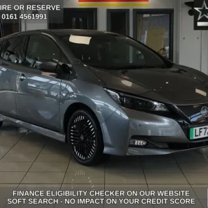 2022 Nissan Leaf 39kWh Tekna Hatchback 5-door Electric