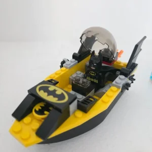 Lego DC Juniors Batman VS Mr Freeze 10737 - Image 2