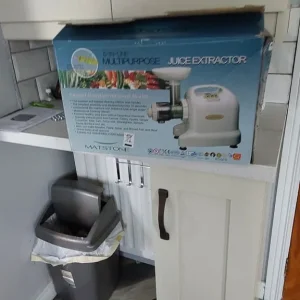 Wheatgrass juicer