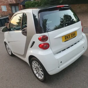 2011 Fortwo Coupe, semi-auto, 799cc, 2 doors - Image 2