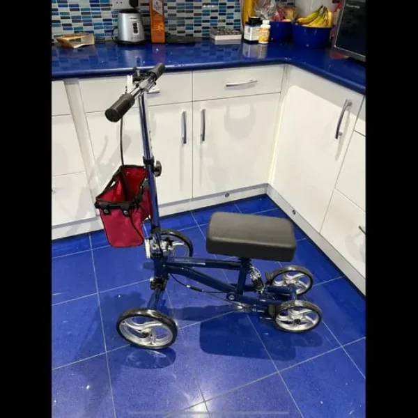 Knee Scooter with rear suspension spring