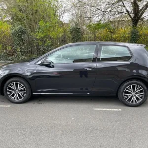2019 Volkswagen Golf Hatchback 3-door manual - Image 3