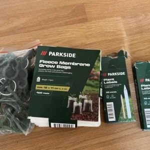 Fleece grow bag, plant labels, plant clips