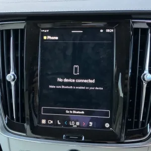 2022 Volvo V90 Cross Country Plus 5-door AWD Estate - Image 7