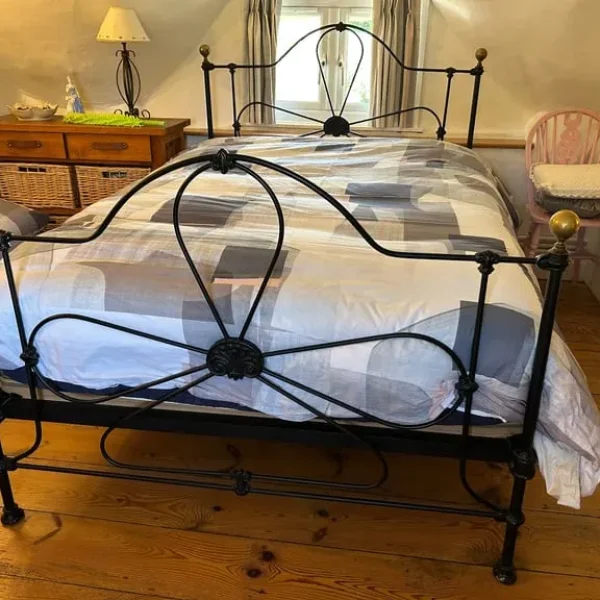 IRON FRAME BED