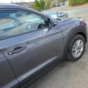 2016 Hyundai Tucson 1.7 CRDi Blue Drive SE Nav Estate - Image 7