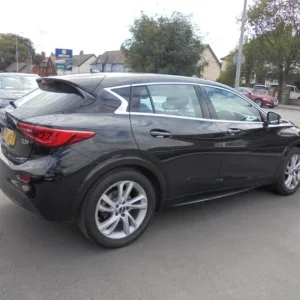 Infiniti Q30 1.5d Business Executive 5dr Diesel - Image 6