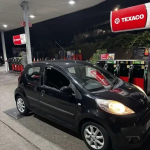 Peugeot 107 hatchback 2012 manual 5-door - Image 2