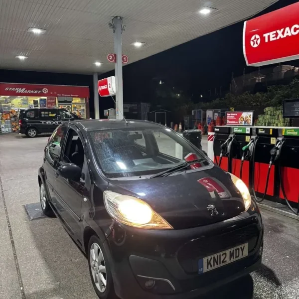 Peugeot 107 hatchback 2012 manual 5-door