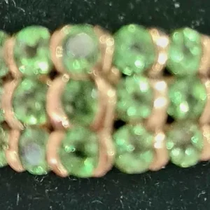10ct yellow gold emerald stones ring - Image 6