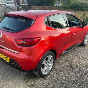 2014 Renault Clio 1.2 16V Dynamique MediaNav HATCHBACK - Image 5
