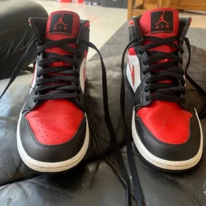 Jordan 1s size uk 8 - Image 2