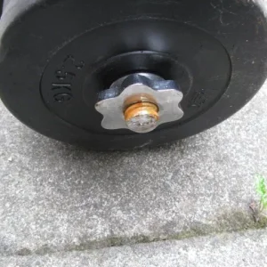 2 Dumbbells with removable plates . Total weight of plates is 40kg - Image 4