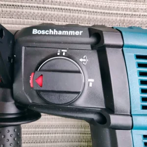 Bosch 18V SDS Drill Kit - Image 3