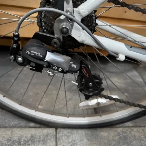 Ladies bicycle - Image 3