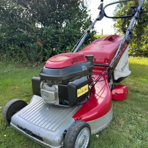 Mountfield 4-speed self-drive lawnmower with Honda engine - Image 3