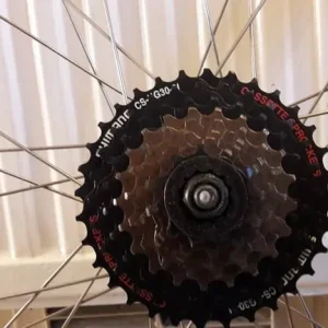 Shimano bicycle wheels 26 inch with Continental tyres - Image 2