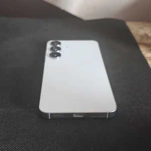 Samsung S25 128GB - Image 3