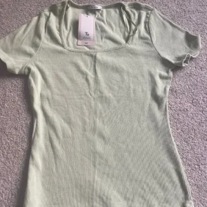 Top size 10 bnwt