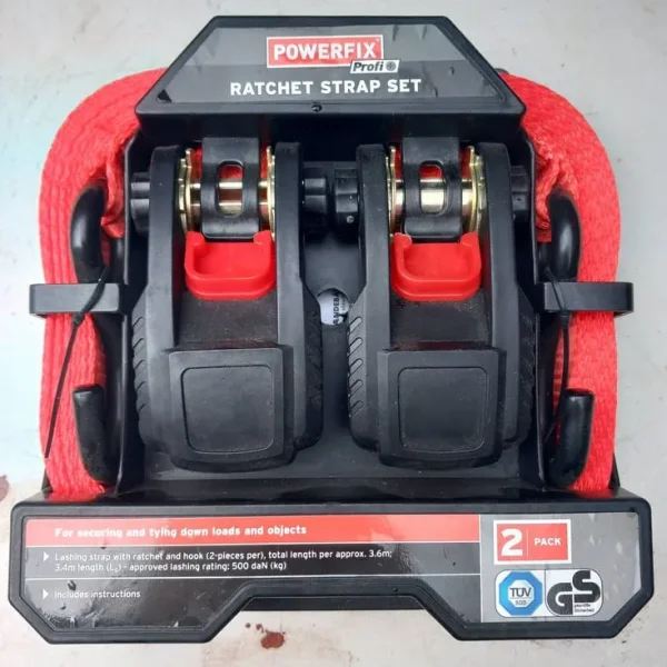 Ratchet straps and hooks