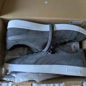 Men's Puma Smash trainers size 11 new in box - Image 4