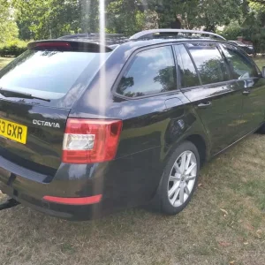 Skoda Octavia Estate 2014 Manual 1598cc 5-door - Image 4