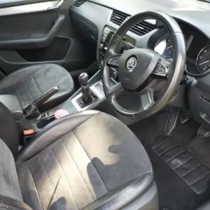 Skoda Octavia Estate 2014 Manual 1598cc 5-door - Image 5