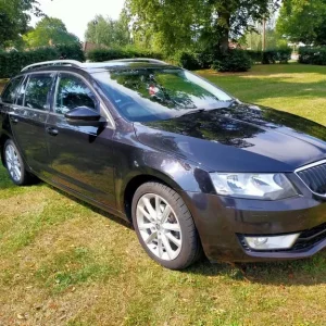 Skoda Octavia Estate 2014 Manual 1598cc 5-door