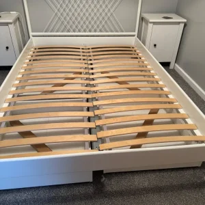 Double bed frame with 4 storage drawers