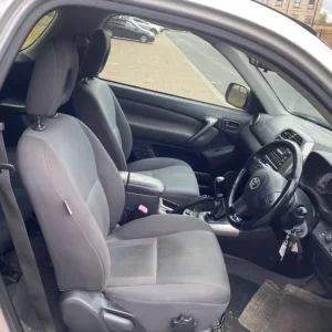 2005 Toyota RAV4 2.0 XT3 3dr Estate Petrol Manual - Image 7