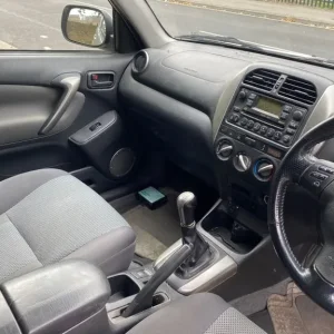 2005 Toyota RAV4 2.0 XT3 3dr Estate Petrol Manual - Image 8