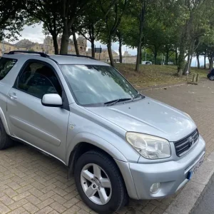 2005 Toyota RAV4 2.0 XT3 3dr Estate Petrol Manual